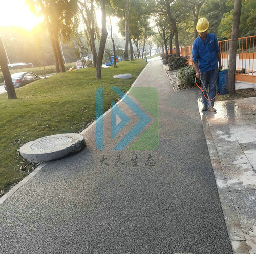 廣州南沙區靈溪島尖雨洪公園透水混凝土工程